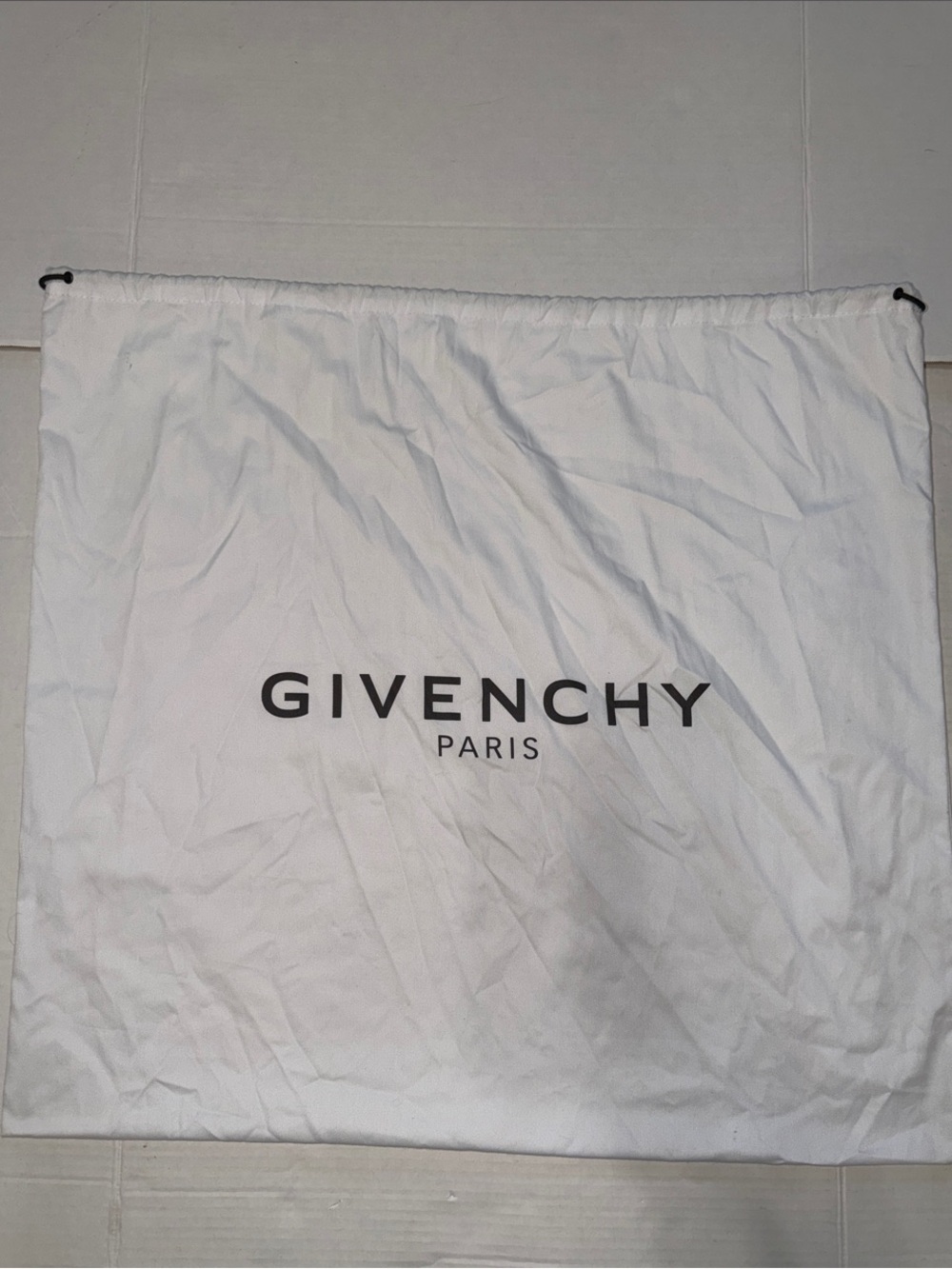 Givenchy White Drawstring Dust Bag with Black Logo -Dust Cover